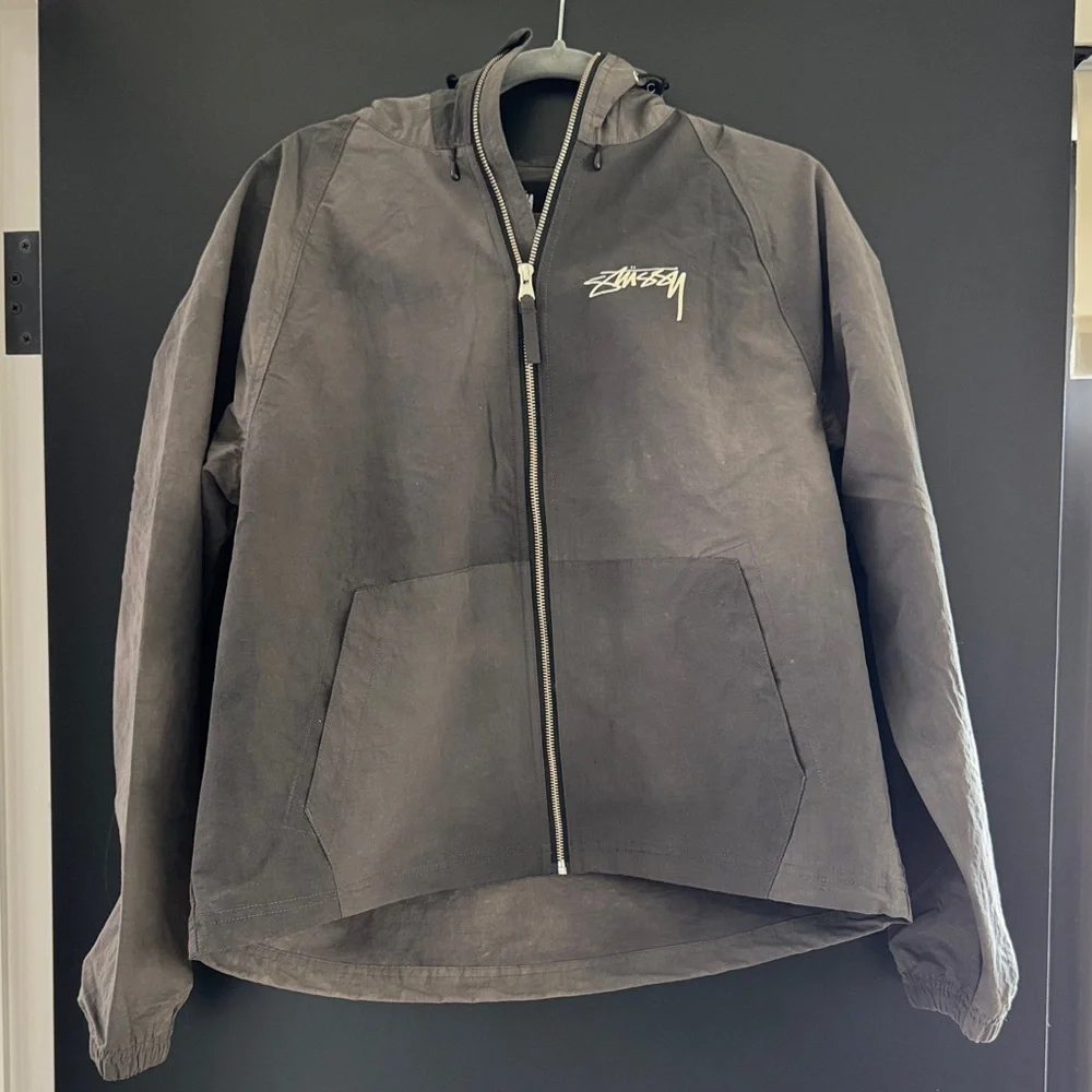 Stussy Charcoal Hooded Beach Shell Wave Dye Windbreaker - Picture 1 of 4